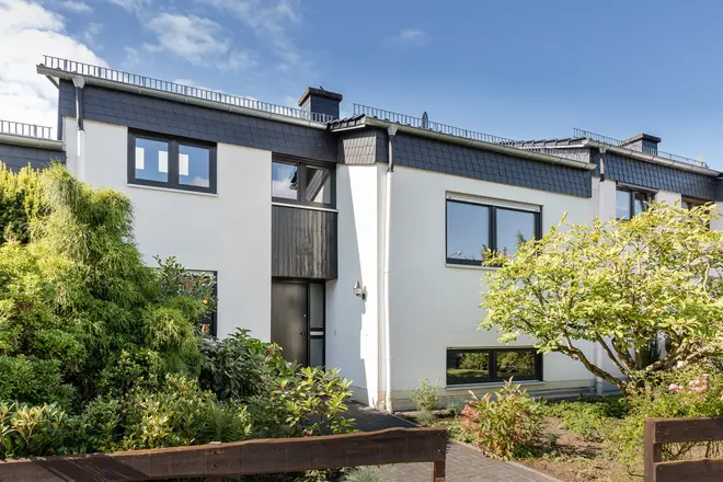 6 Zimmer Haus mit 141 m² in Oberursel (Taunus) – Bild 3