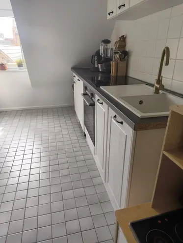 4 Zimmer Wohnung mit 100 m² in Halle (Saale) – Bild 11