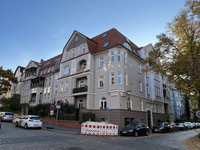 2 Zimmer Wohnung mit 70 m² in Halle (Saale) – Bild 1