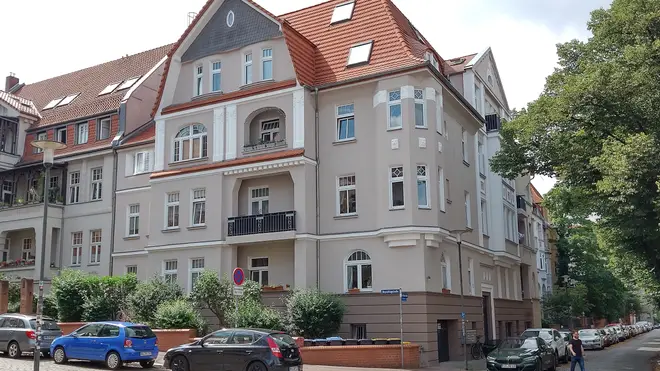 2 Zimmer Wohnung mit 70 m² in Halle (Saale) – Bild 2