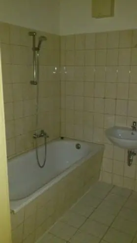 2 Zimmer Wohnung mit 70 m² in Halle (Saale) – Bild 10
