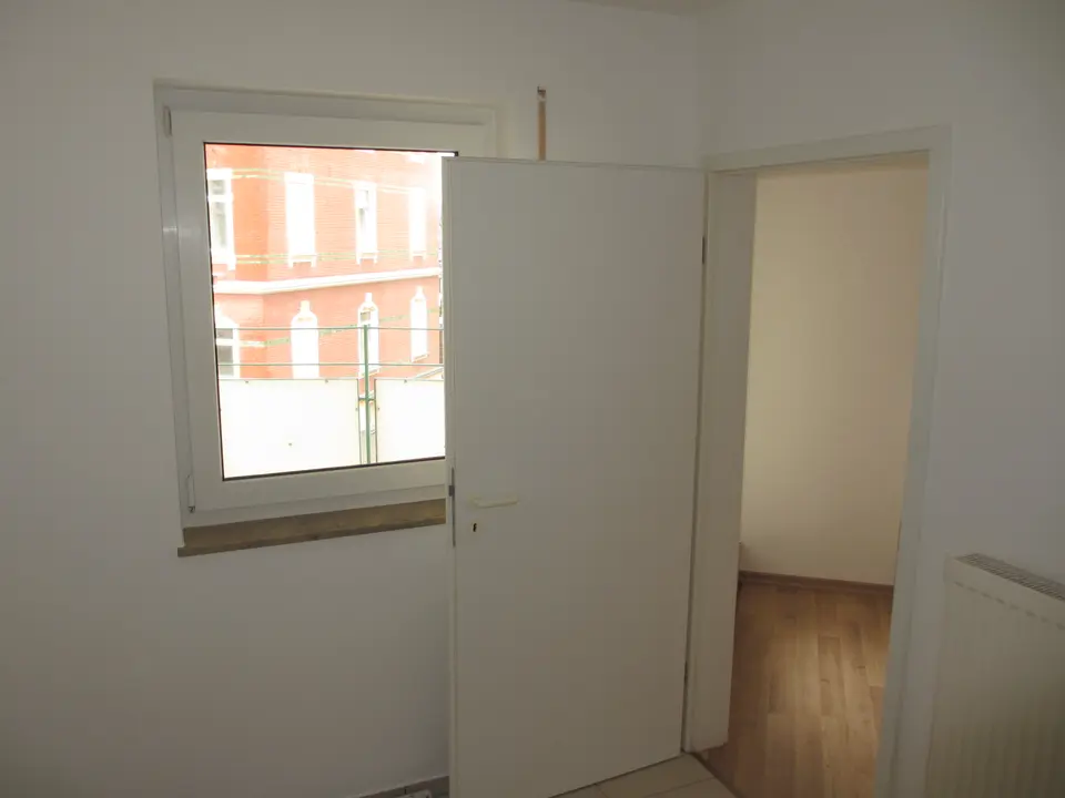 2 Zimmer Wohnung mit 72 m² in Plauen – Bild 2