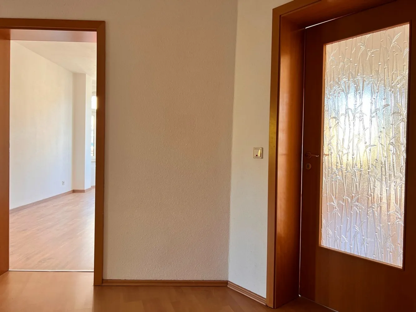 3 Zimmer Wohnung mit 93 m² in Plauen – Bild 2