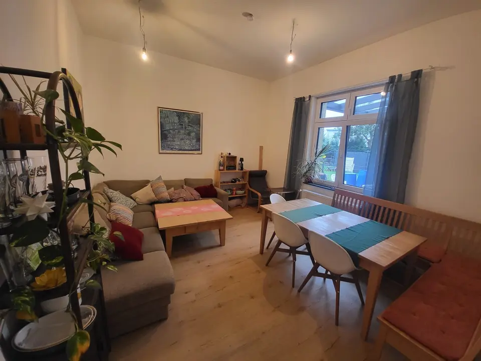 1 Zimmer Wohnung mit 182 m² in Troisdorf – Bild 1