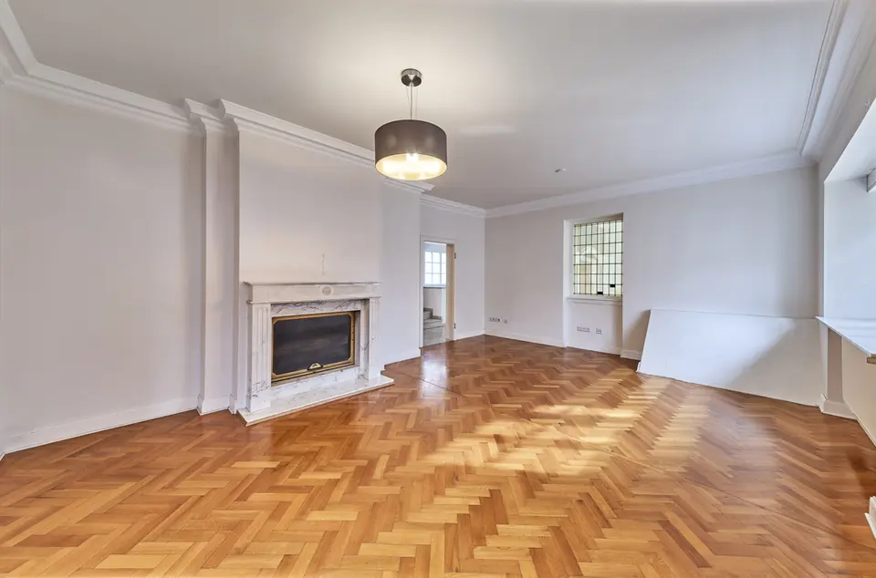 8 Zimmer Haus mit 231 m² in Mainz – Bild 2