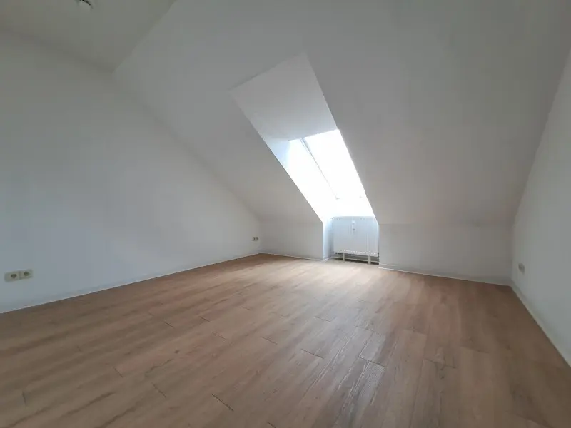 2 Zimmer Wohnung mit 42 m² in Dessau-Roßlau – Bild 1