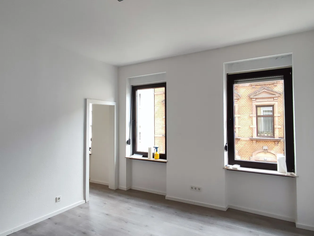 2 Zimmer Wohnung mit 49 m² in Saarbrücken – Bild 2