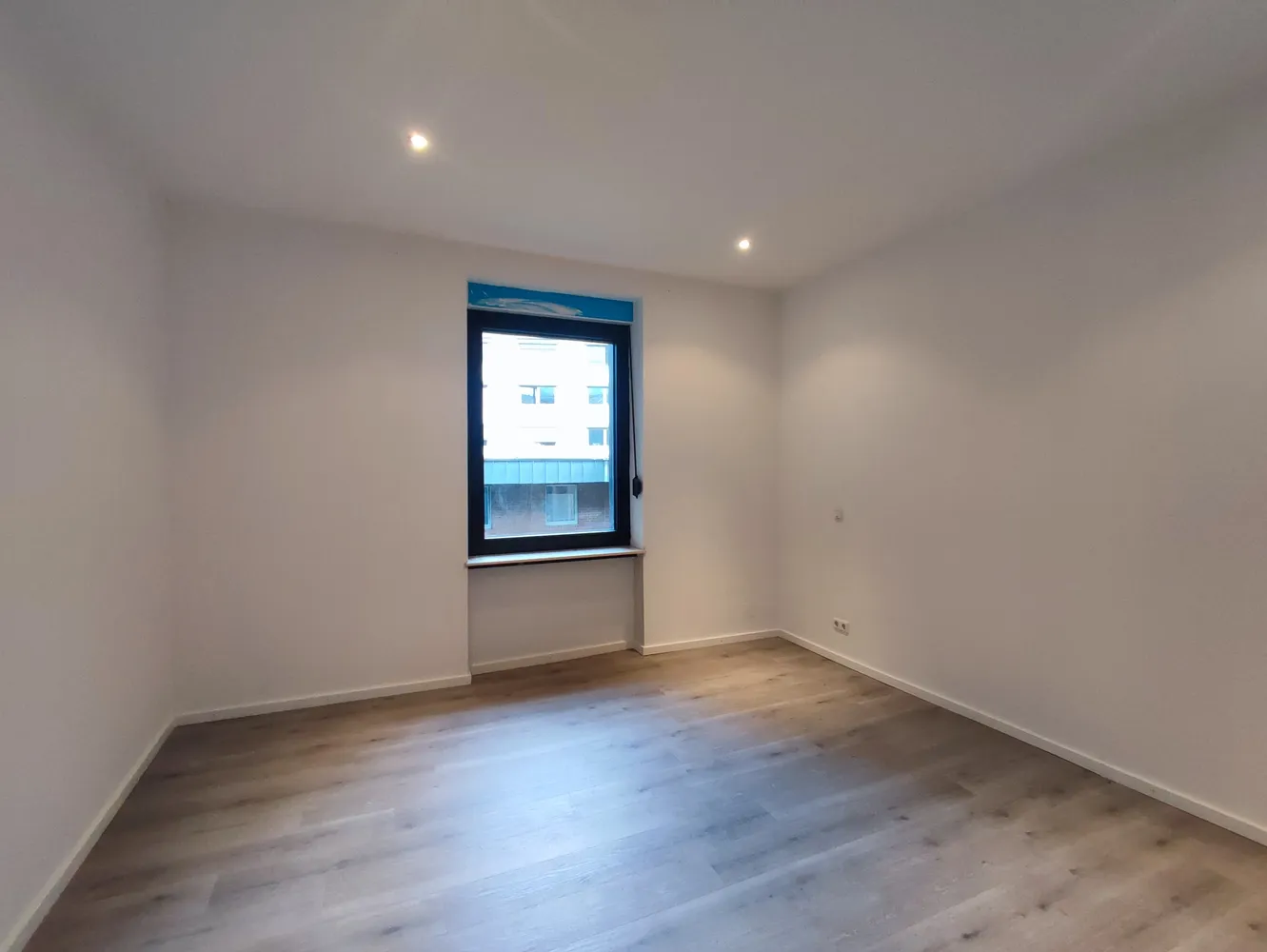 2 Zimmer Wohnung mit 49 m² in Saarbrücken – Bild 3