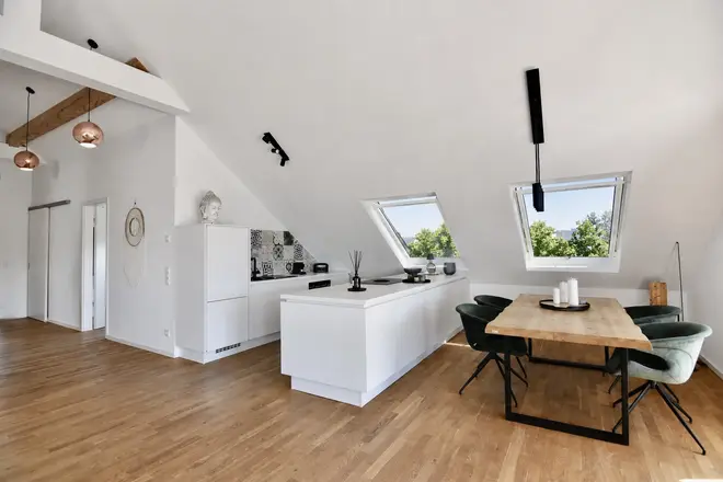 4 Zimmer Wohnung mit 110 m² in Krefeld – Bild 2