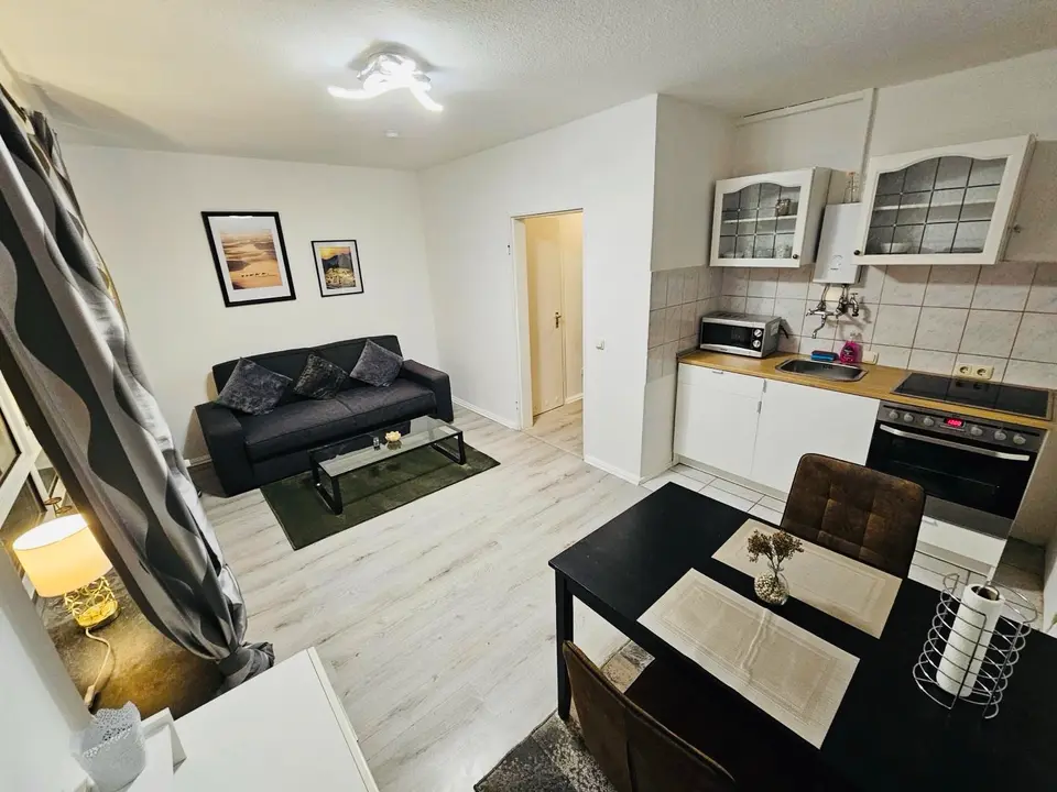 2 Zimmer Wohnung mit 42 m² in Wilhelmshaven – Bild 2
