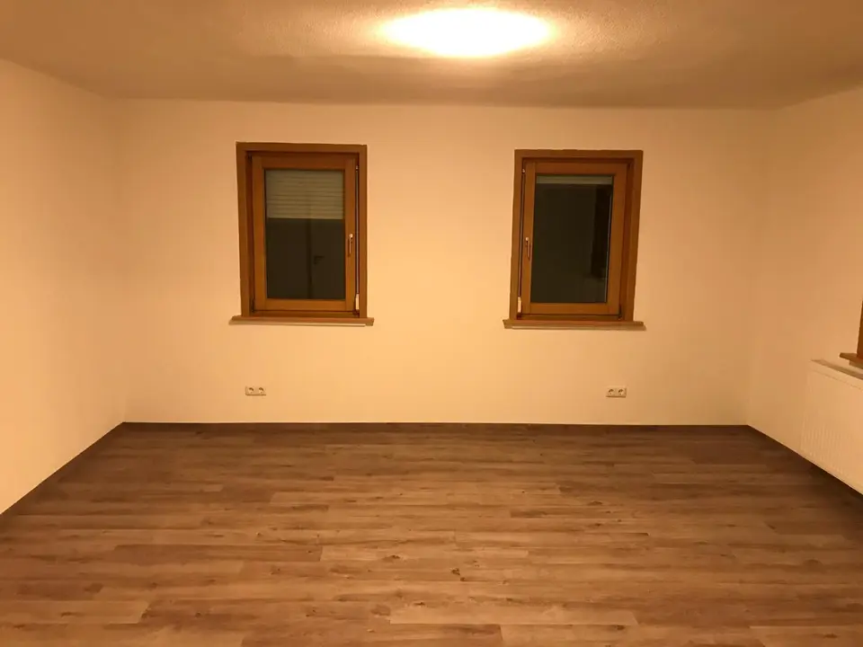 10 Zimmer Haus mit 240 m² in Sindelfingen – Bild 1