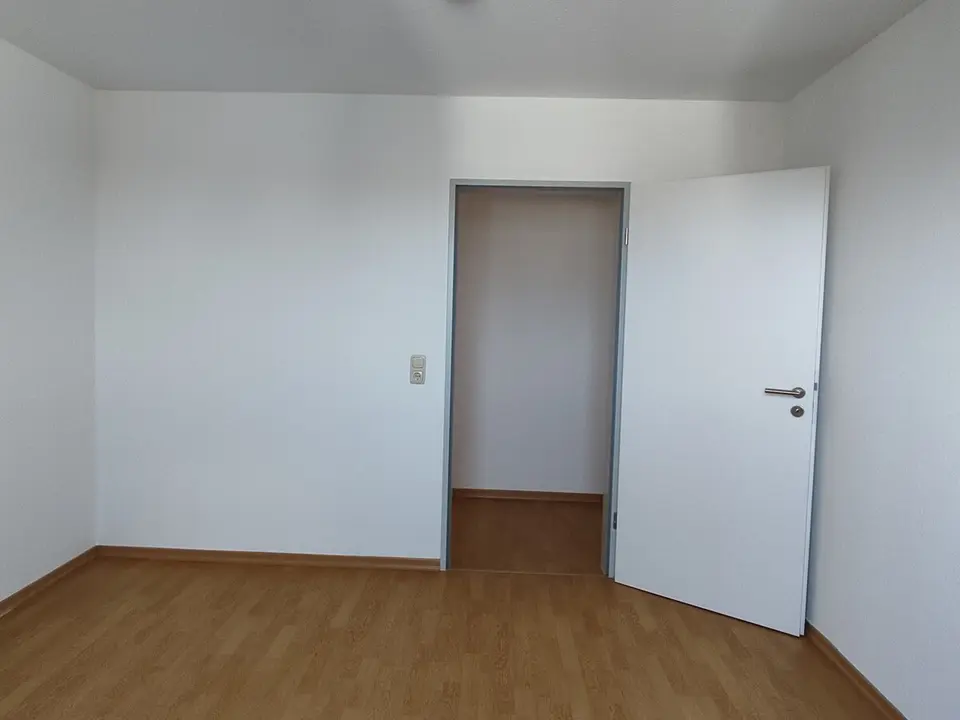 2 Zimmer Wohnung mit 53 m² in Plauen – Bild 7