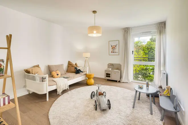 4 Zimmer Wohnung mit 100 m² in München – Bild 2