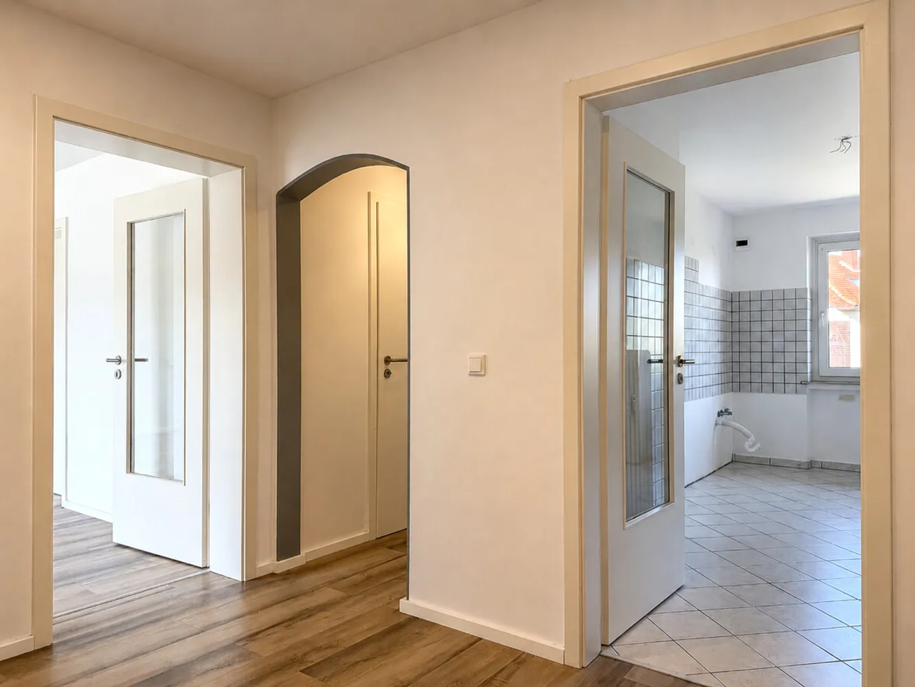 3 Zimmer Wohnung mit 86 m² in Hannover – Bild 2