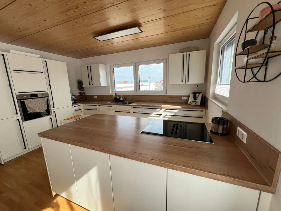 6 Zimmer Wohnung mit 138 m² in Aalen – Bild 1