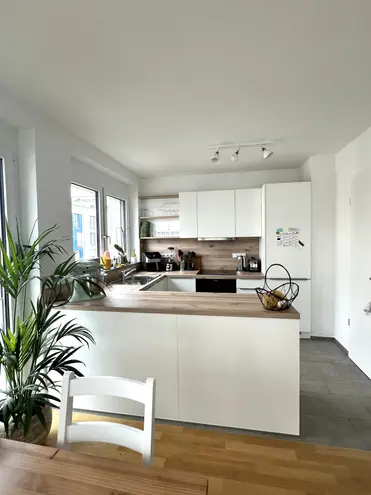 4 Zimmer Wohnung mit 97 m² in Stuttgart – Bild 1