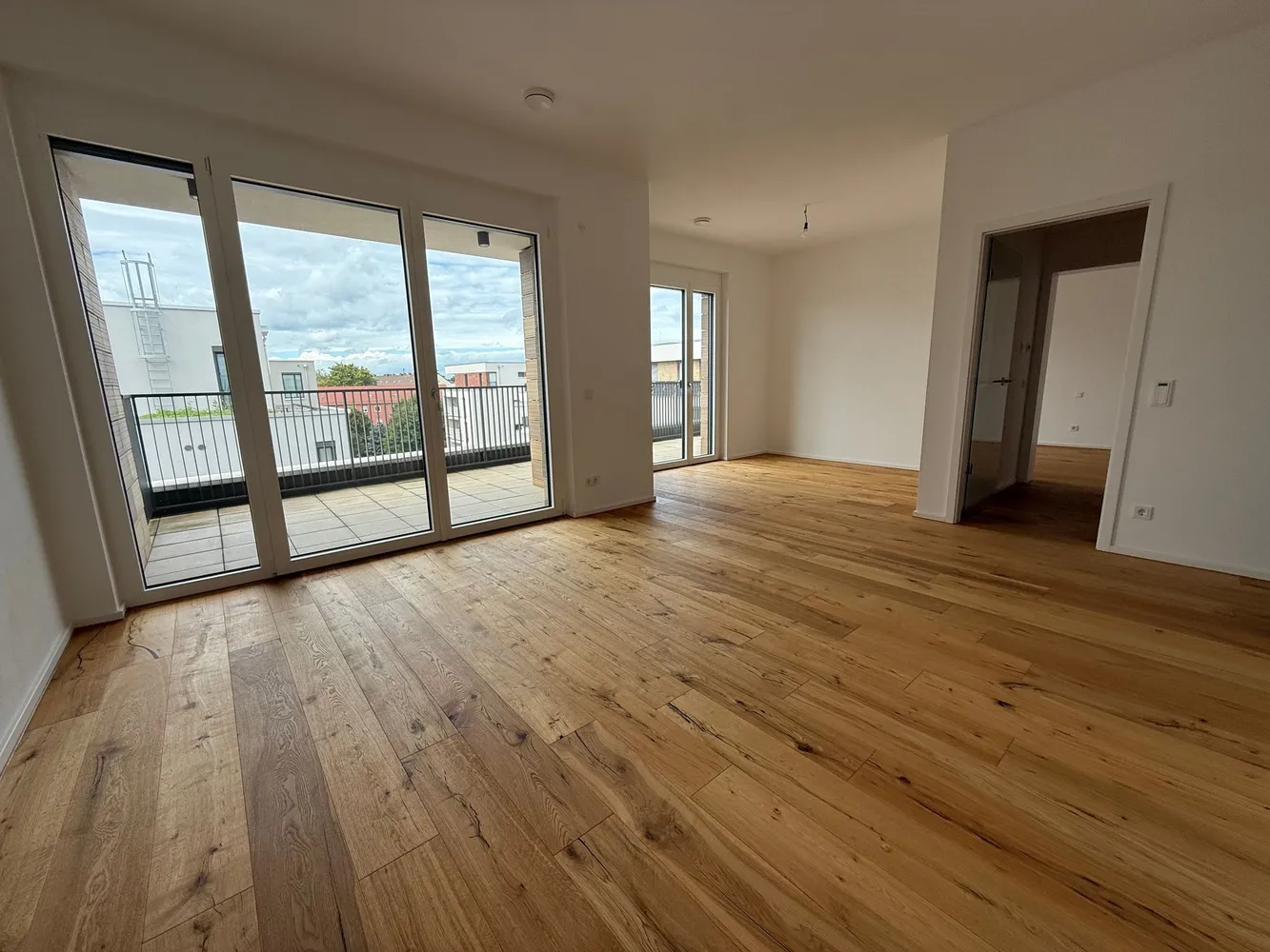 2 Zimmer Wohnung mit 80 m² in Augsburg – Bild 1