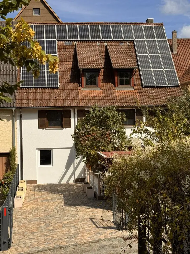 8 Zimmer Haus mit 180 m² in Balingen – Bild 1