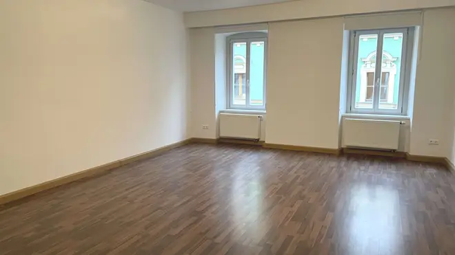 3 Zimmer Wohnung mit 130 m² in Regensburg – Bild 3