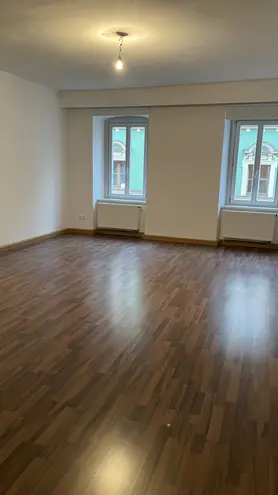 3 Zimmer Wohnung mit 130 m² in Regensburg – Bild 4