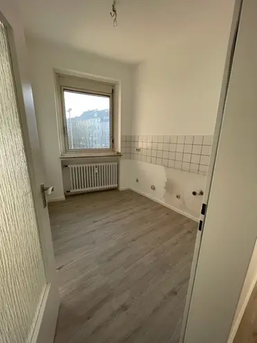 2 Zimmer Wohnung mit 52 m² in Düsseldorf – Bild 2