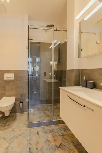 1 Zimmer Wohnung mit 47 m² in Frankfurt am Main – Bild 12