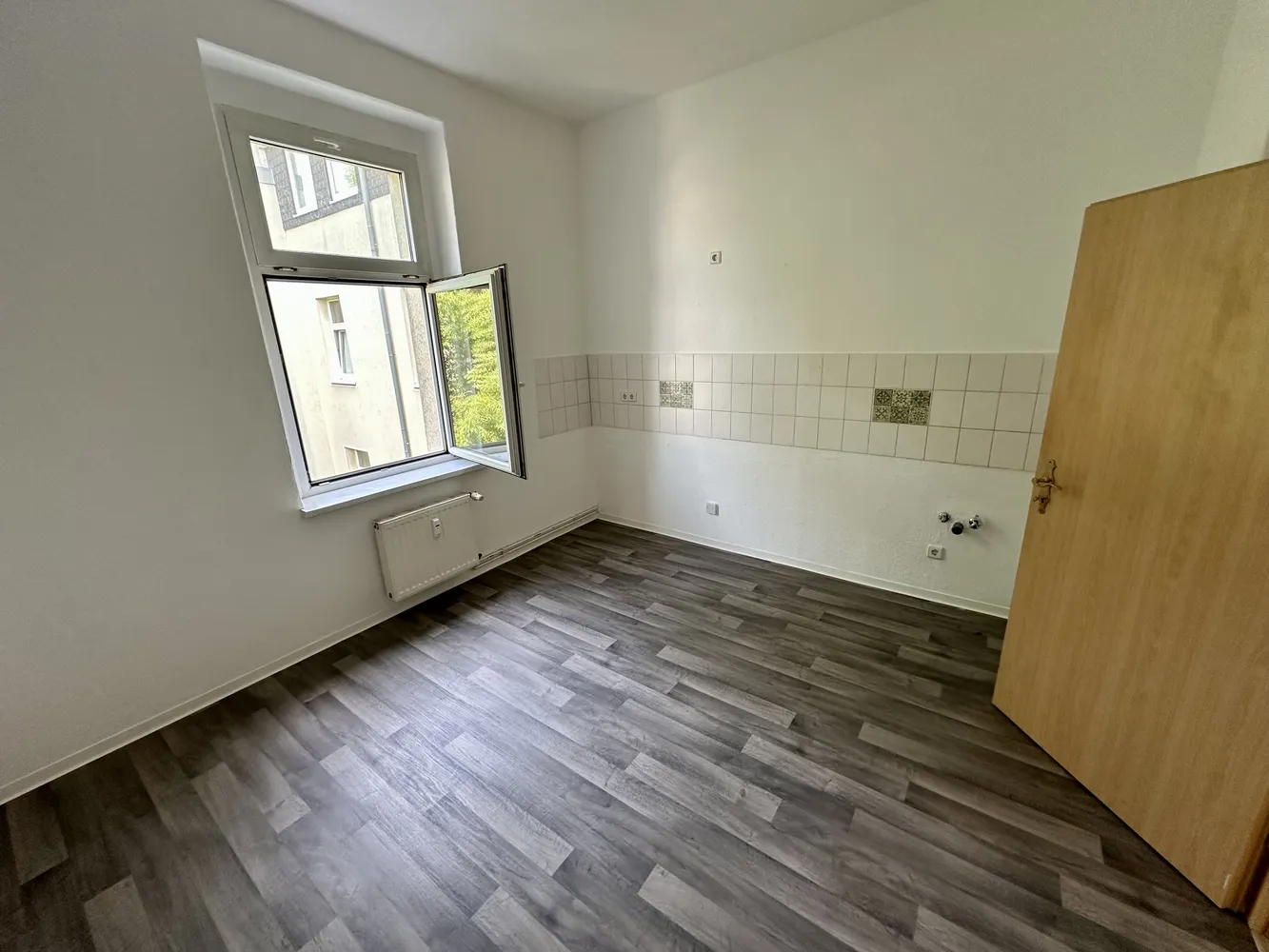 3 Zimmer Wohnung mit 82 m² in Magdeburg – Bild 4