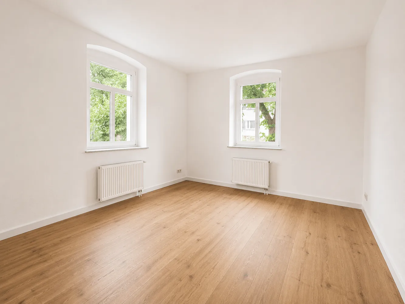 4 Zimmer Wohnung mit 82 m² in Dresden – Bild 1