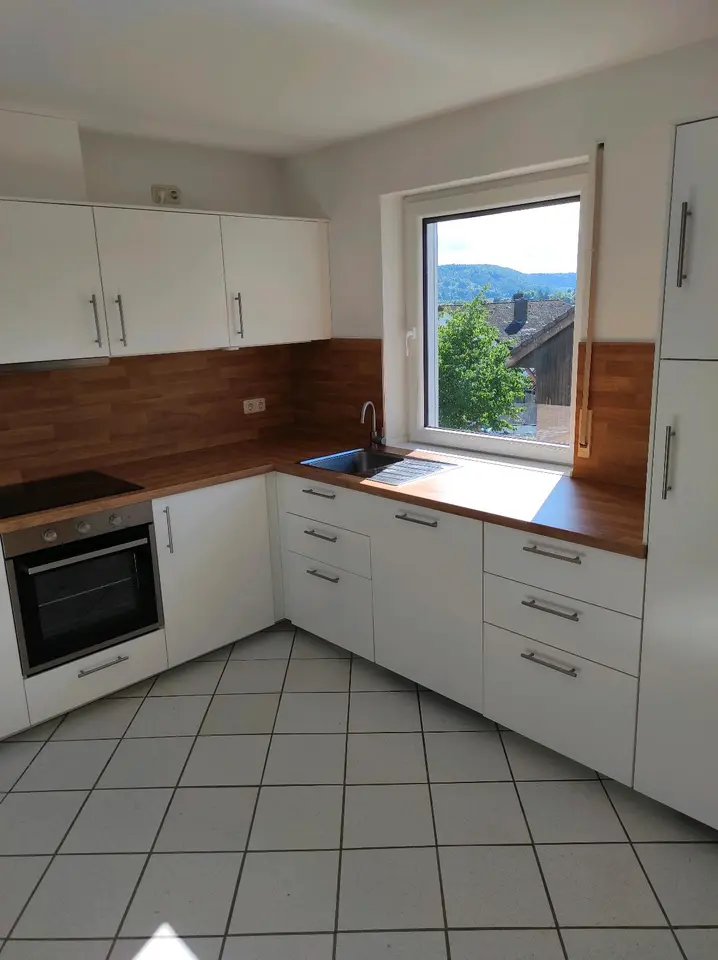 8 Zimmer Wohnung mit 258 m² in Amberg – Bild 9