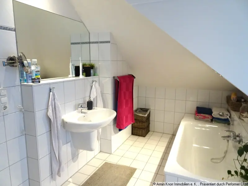 4 Zimmer Wohnung mit 122 m² in Oldenburg – Bild 8