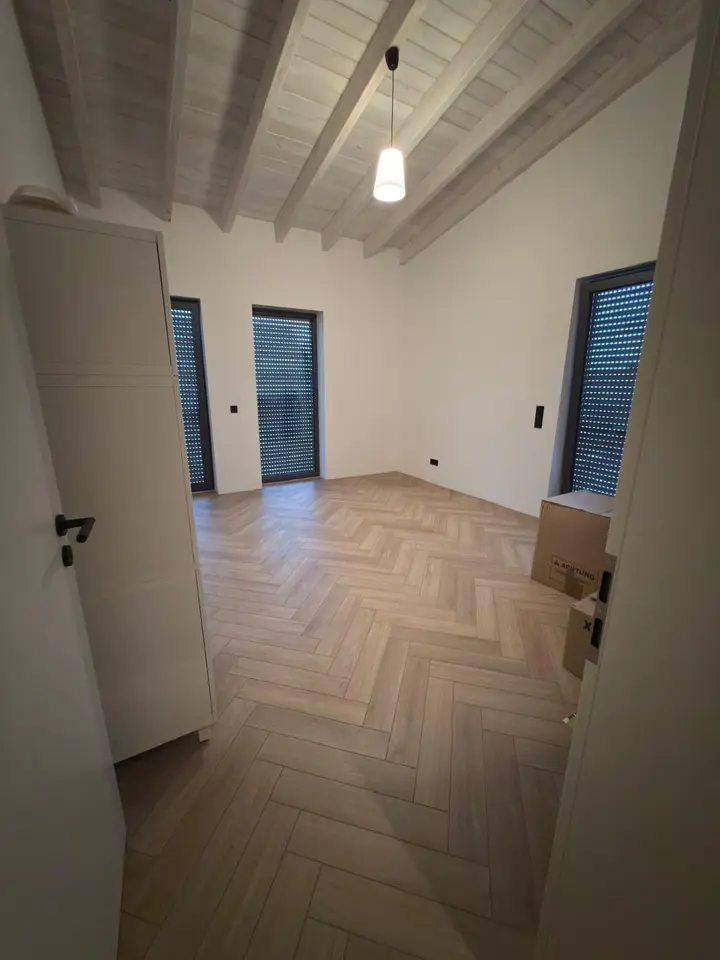 8 Zimmer Haus mit 220 m² in Koblenz – Bild 1