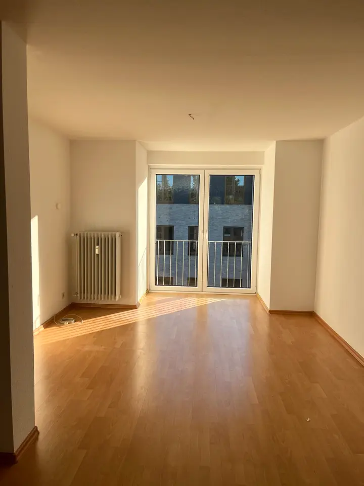 4 Zimmer Wohnung mit 83 m² in Neumünster – Bild 1