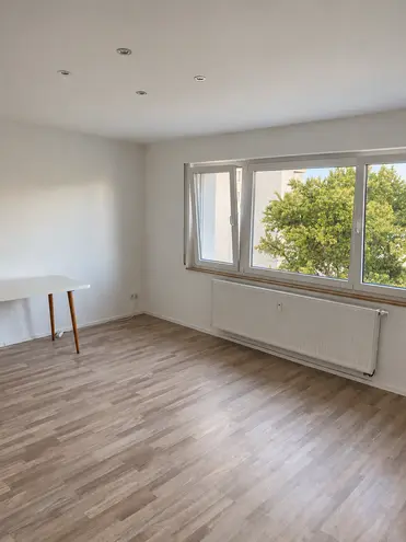 3 Zimmer Wohnung mit 75 m² in Stuttgart – Bild 2