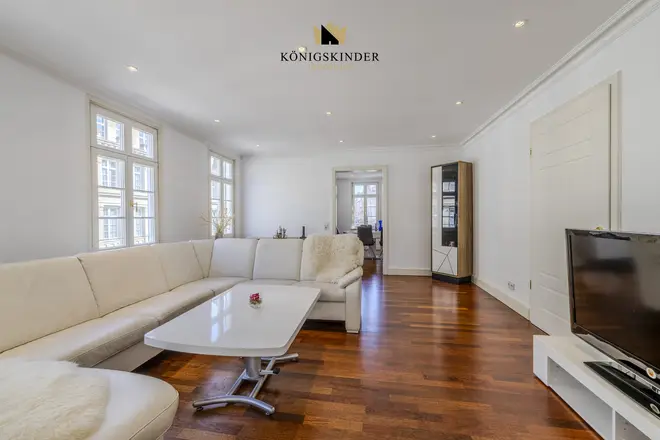 5 Zimmer Wohnung mit 130 m² in Stuttgart – Bild 3