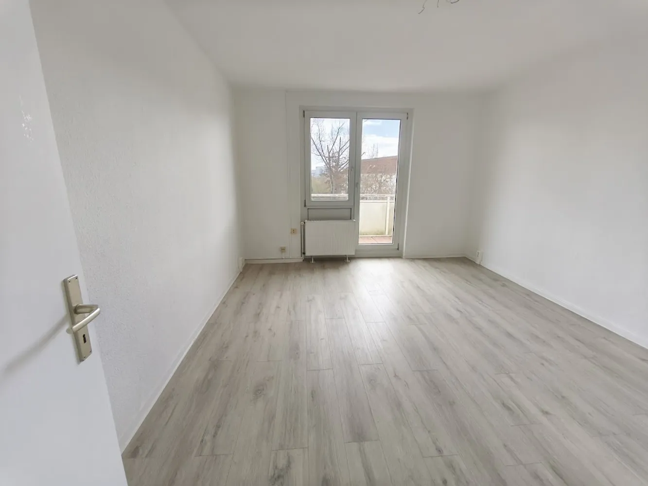 3 Zimmer Wohnung mit 59 m² in Merseburg – Bild 2