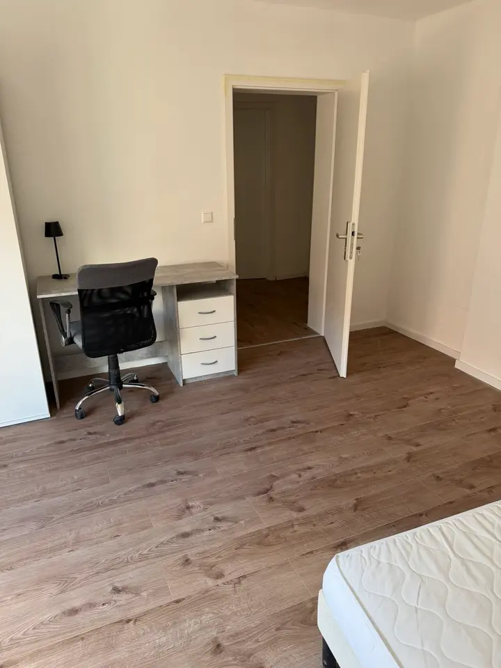 WG-Zimmer mit 85 m² in Ludwigshafen – Bild 4