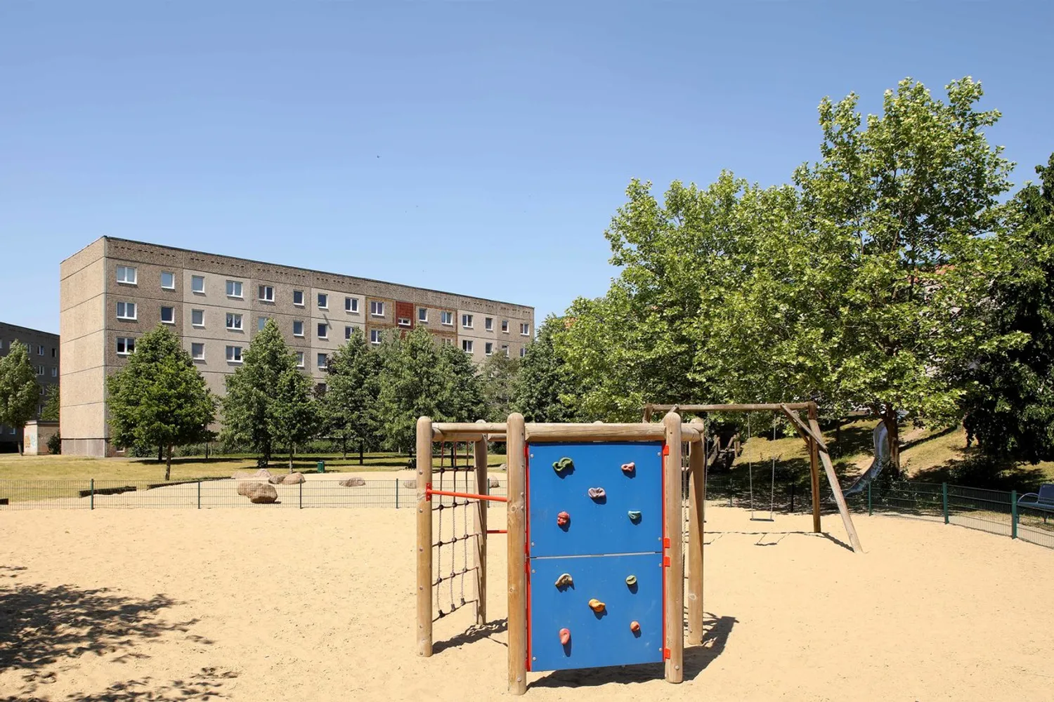 3 Zimmer Wohnung mit 60 m² in Neubrandenburg – Bild 1