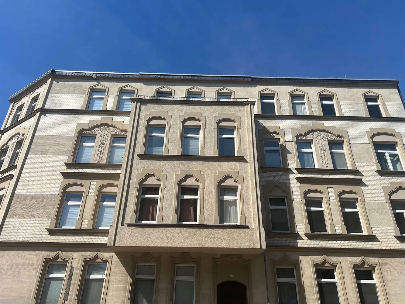 3 Zimmer Wohnung mit 91 m² in Halle (Saale) – Bild 1