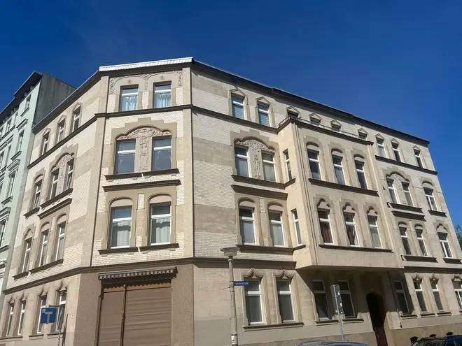 3 Zimmer Wohnung mit 91 m² in Halle (Saale) – Bild 2