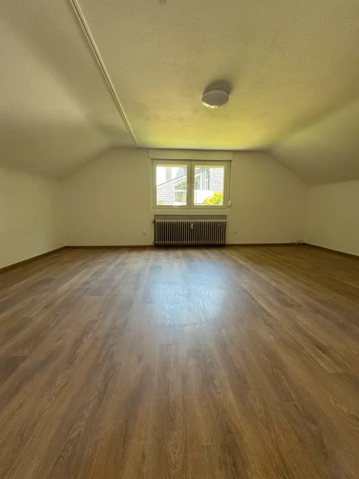 3 Zimmer Wohnung mit 75 m² in Esslingen am Neckar – Bild 2