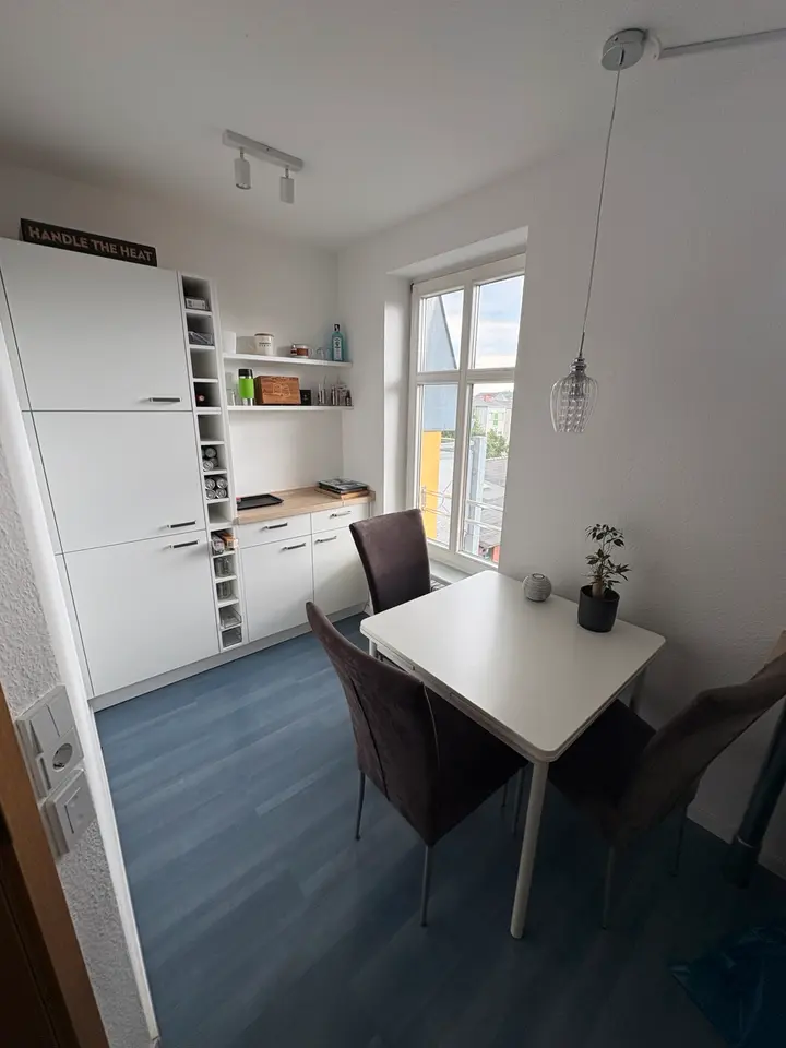 4 Zimmer Wohnung mit 85 m² in Schwerin – Bild 2