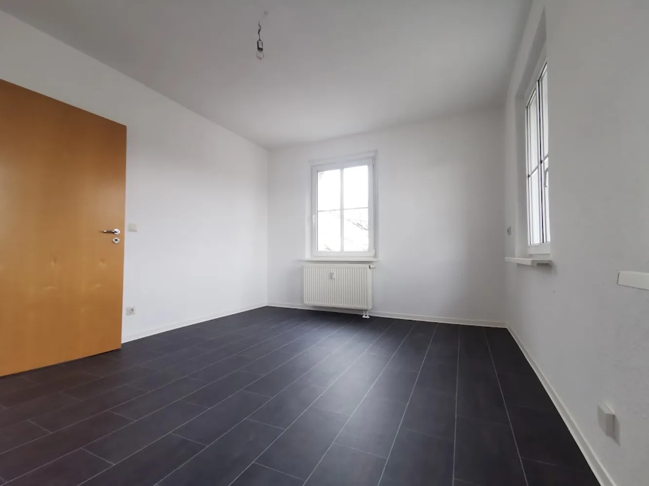 4 Zimmer Wohnung mit 99 m² in Dessau-Roßlau – Bild 1