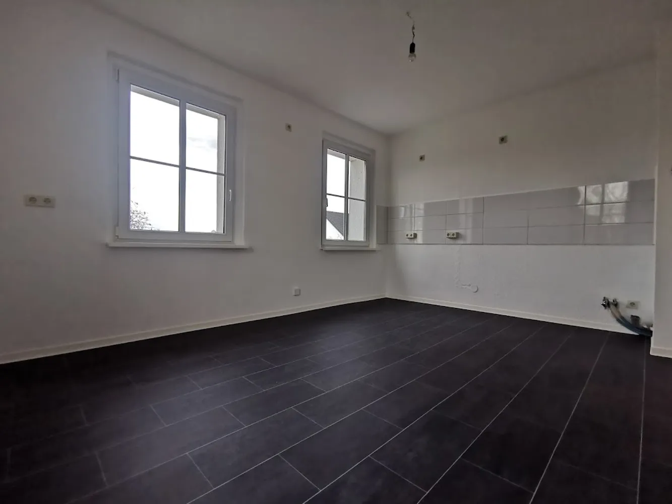 4 Zimmer Wohnung mit 99 m² in Dessau-Roßlau – Bild 2