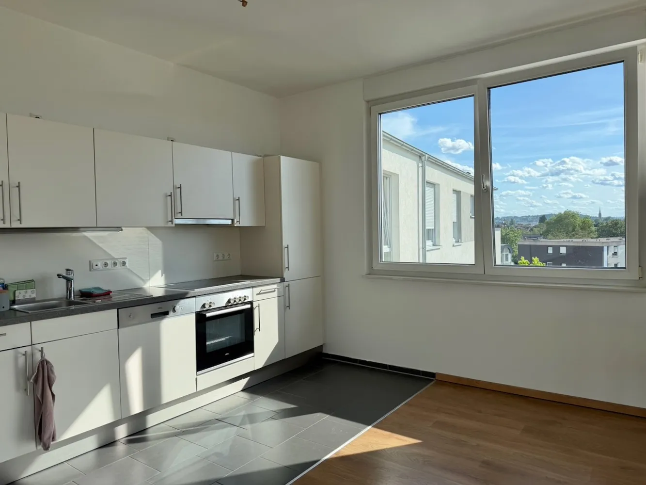 3 Zimmer Wohnung mit 83 m² in Bonn – Bild 2