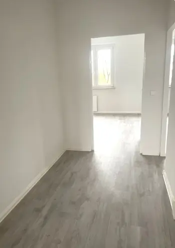 4 Zimmer Wohnung mit 63 m² in Halle (Saale) – Bild 3