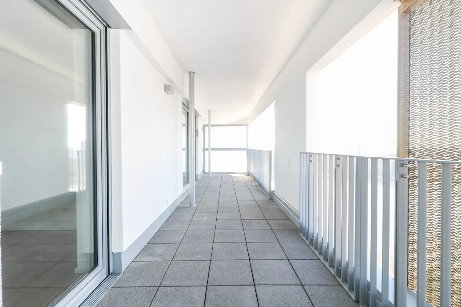 2 Zimmer Wohnung mit 70 m² in Frankfurt am Main – Bild 1