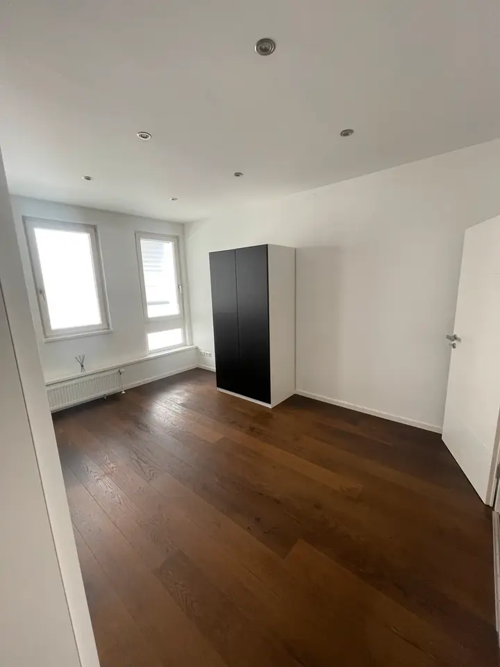 WG-Zimmer mit 148 m² in Stuttgart – Bild 7