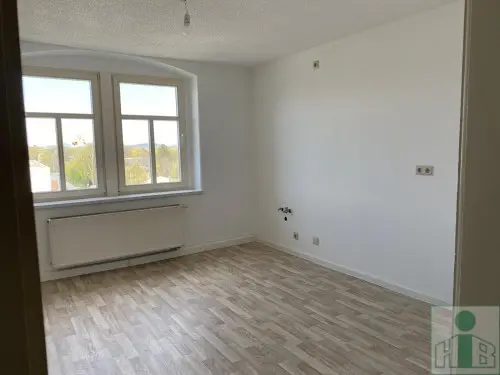 3 Zimmer Wohnung mit 77 m² in Löbau – Bild 2