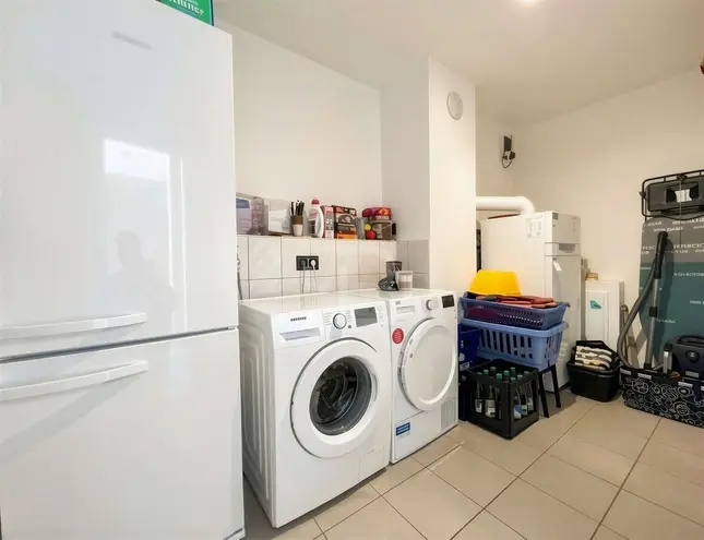 4 Zimmer Haus mit 195 m² in Köln – Bild 10