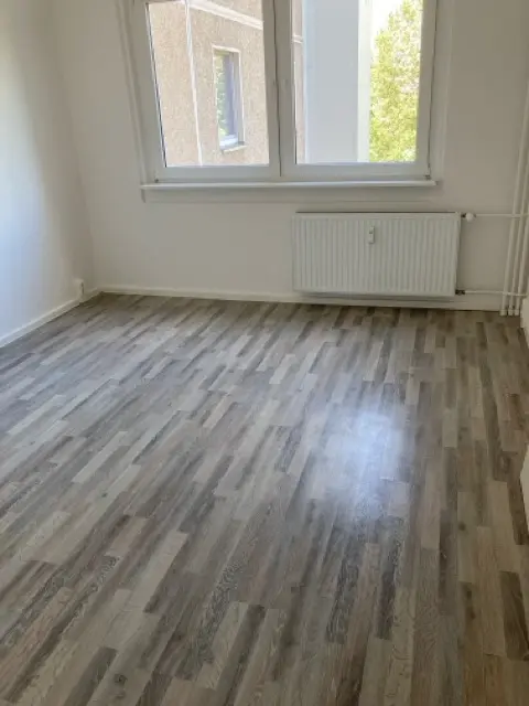 4 Zimmer Wohnung mit 68 m² in Brandenburg an der Havel – Bild 1